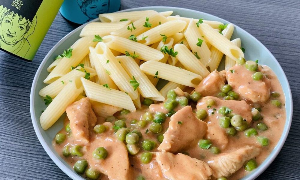 Hähnchen mit Erbsen in Senf-Sahne-Sauce – Kochbucher