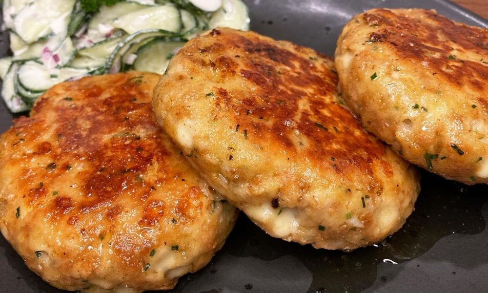 Kaspressknödel mit Gurkensalat – Kochbucher