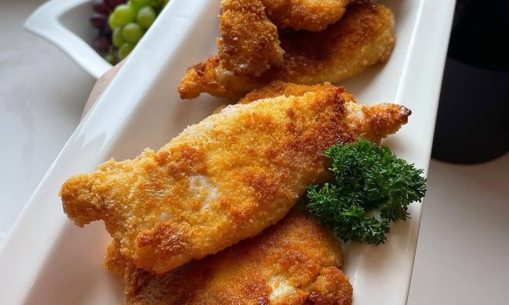 Hähnchenschnitzel Salzkartoffeln und Karotten Kohlrabi Gemüse – Kochbucher